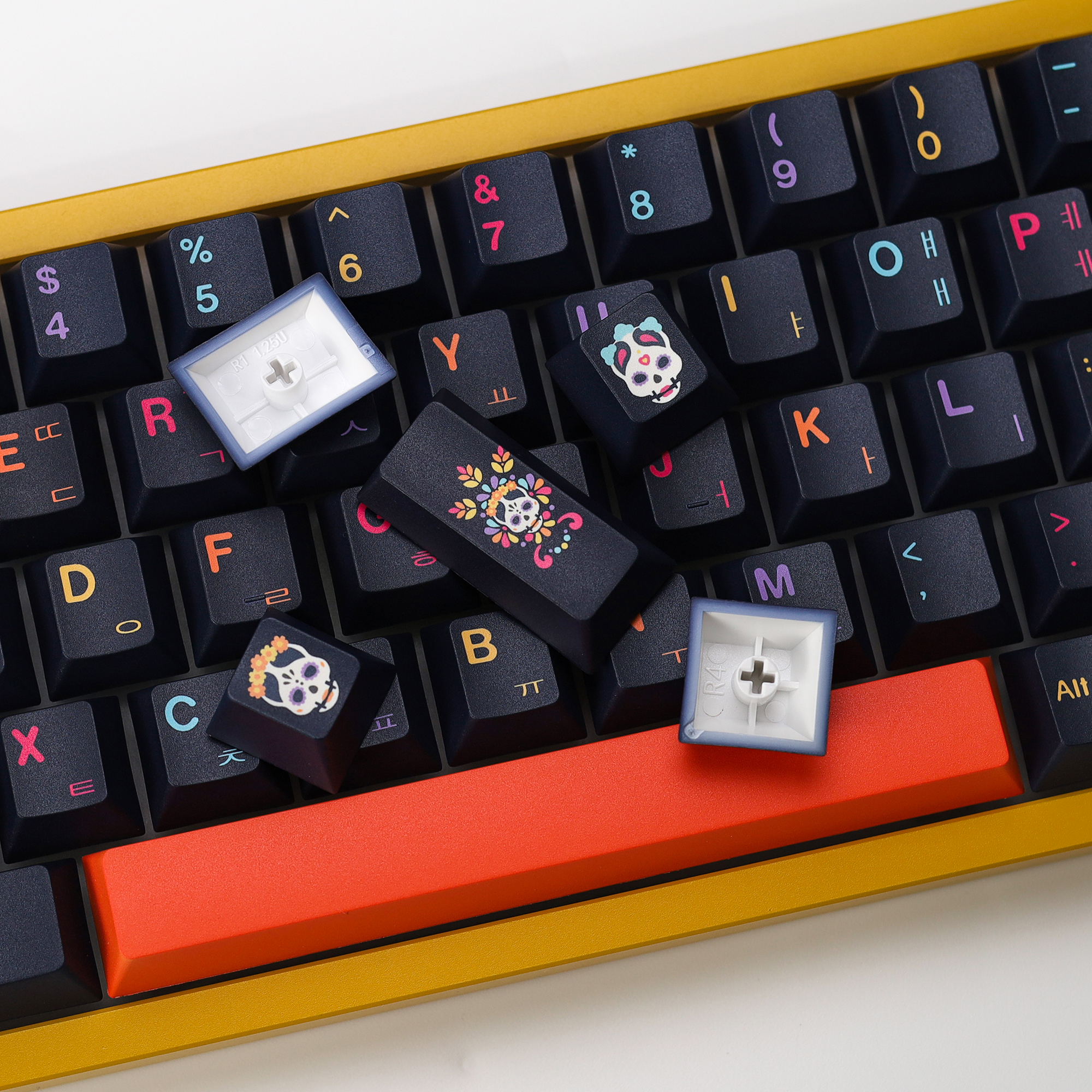 KBDiy GMK Mictlan Cherry Profi - Gaming Keyboard No Number Pad ulasan dan harga